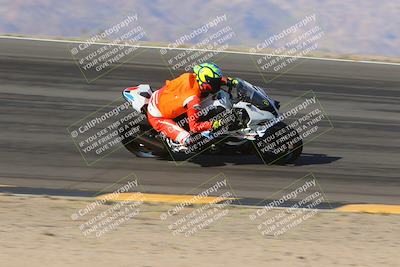 media/Dec-15-2023-Apex Assassins (Fri) [[91f19fb1c7]]/Racer 2/Session 2 (Bowl Exit)/